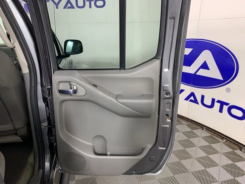 Used 2017 Nissan Frontier SV w/ SV Value Truck Package image 36