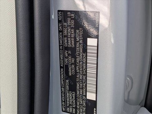 New 2026 Volvo XC60 T8 Ultra w/ Protection Package Premier image 19