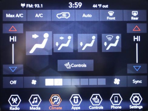 Used 2019 Jeep Compass Limited image 17