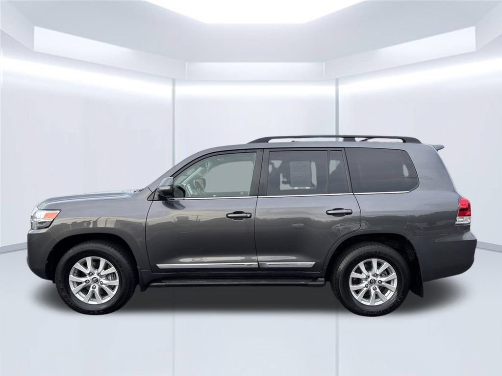 Used 2017 Toyota Land Cruiser AWD/4WD image 2