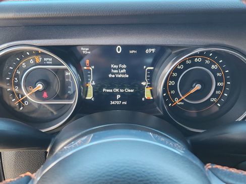 Used 2023 Jeep Gladiator Mojave w/ Cold Weather Group image 7