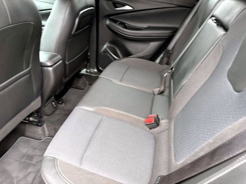 Certified 2021 Buick Encore GX Select w/ Sport Touring Package image 11