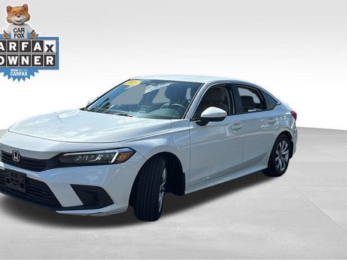 Used 2023 Honda Civic LX image 3