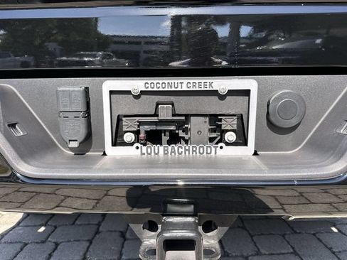 Used 2024 Chevrolet Silverado 1500 High Country RWD image 13