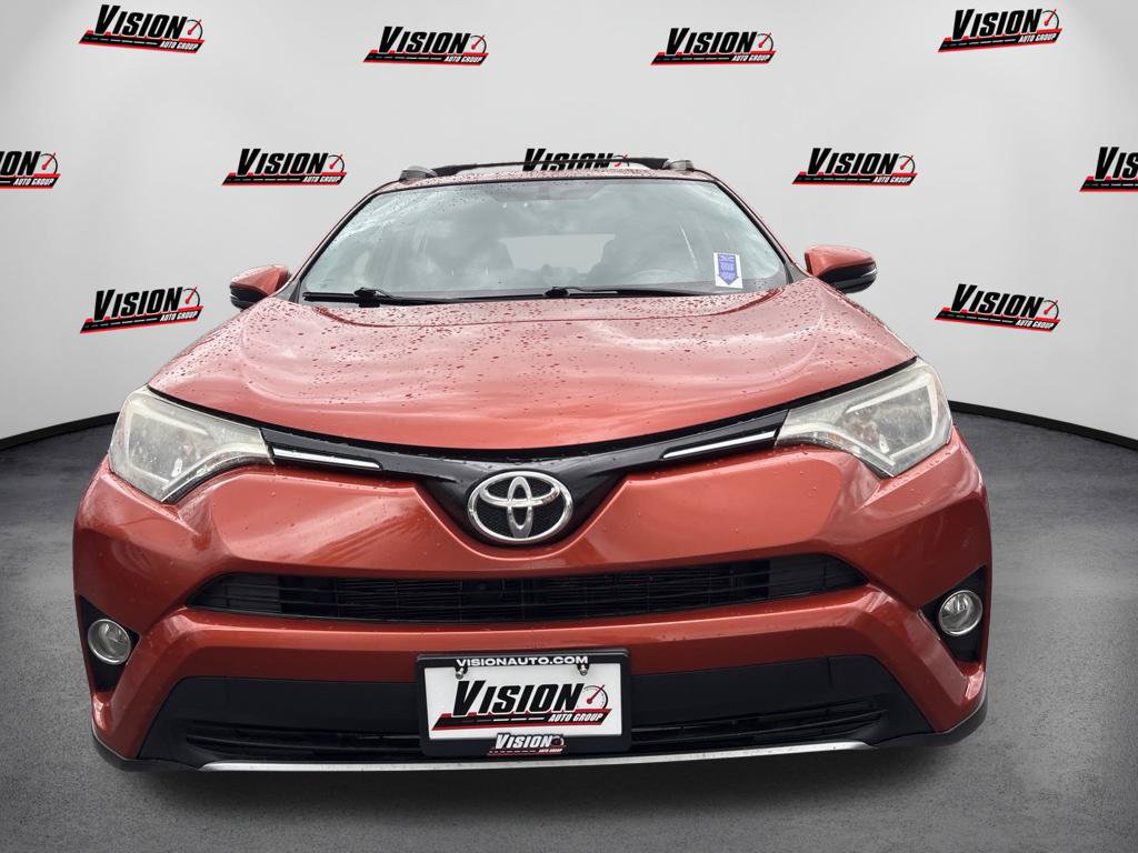 Used 2016 Toyota RAV4 XLE AWD/4WD image 2
