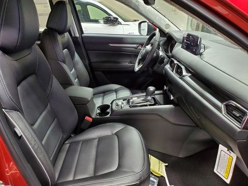 New 2025 MAZDA CX-5 AWD 2.5 S w/ Preferred Package image 13