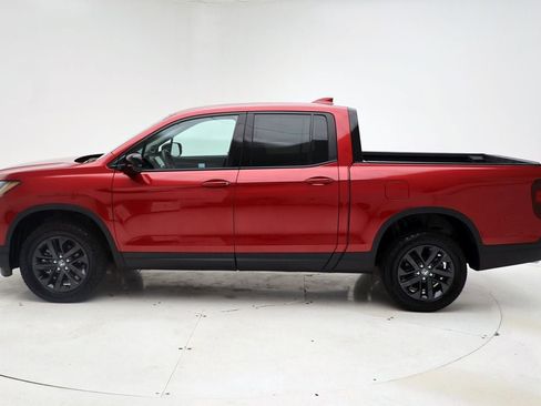 Used 2025 Honda Ridgeline Sport image 5