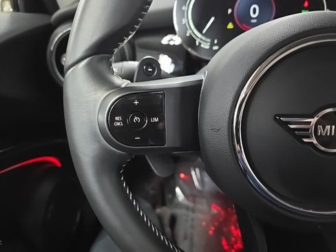 Used 2023 MINI Cooper S image 18