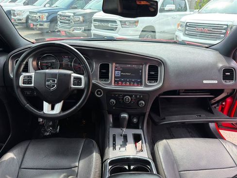 Used 2014 Dodge Charger R/T RWD image 26