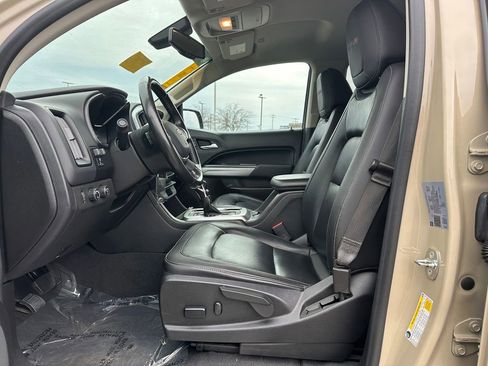 Used 2022 Chevrolet Colorado ZR2 image 14