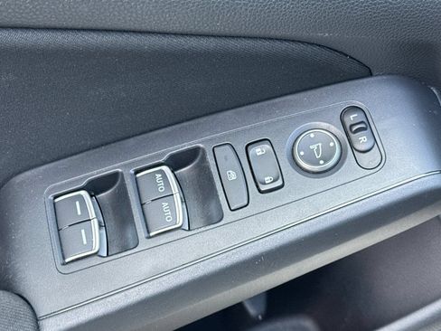 Used 2023 Honda Civic Sport image 14