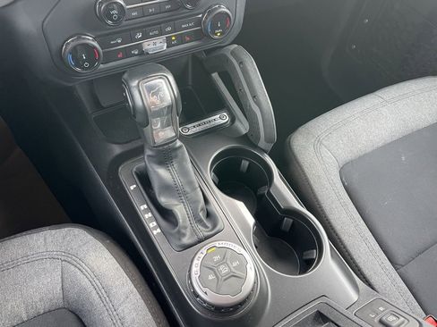 Used 2022 Ford Bronco Big Bend image 13