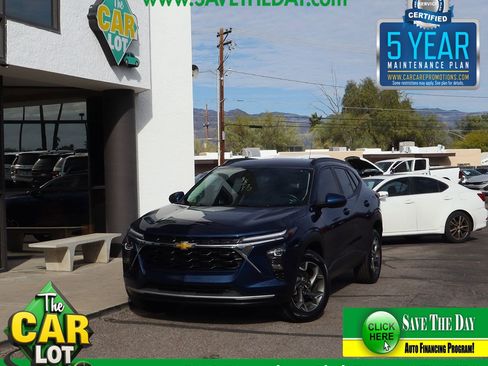 Used 2024 Chevrolet Trax LT w/ Driver Confidence Package image 1