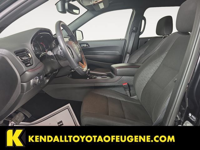 Used 2025 Dodge Durango GT AWD/4WD image 9