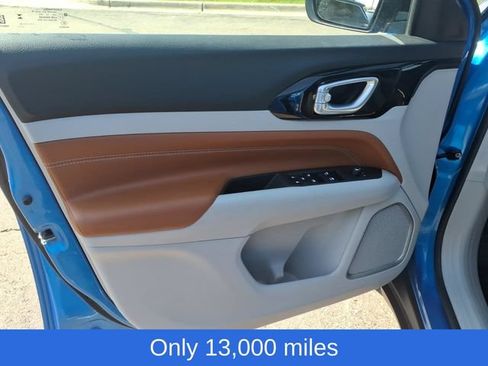 Used 2023 Jeep Compass Limited AWD/4WD image 8