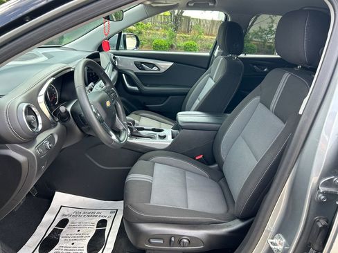 Used 2025 Chevrolet Blazer LT FWD image 10