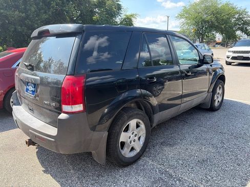 Used 2004 Saturn Vue AWD V6 image 5