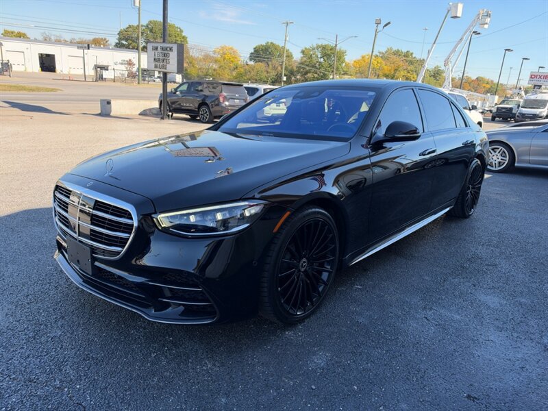Used 2023 Mercedes-Benz S 580 4MATIC Sedan image 4