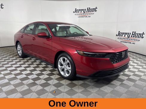 Used 2025 Honda Accord LX image 4