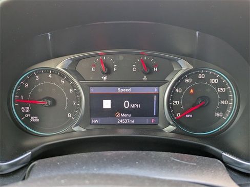 Used 2024 Chevrolet Equinox Premier image 12