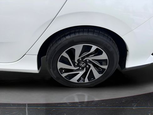 Used 2019 Honda Civic LX image 10