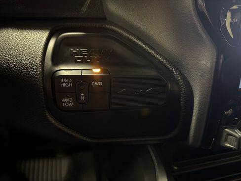 Used 2024 RAM 3500 Laramie w/ Night Edition image 21