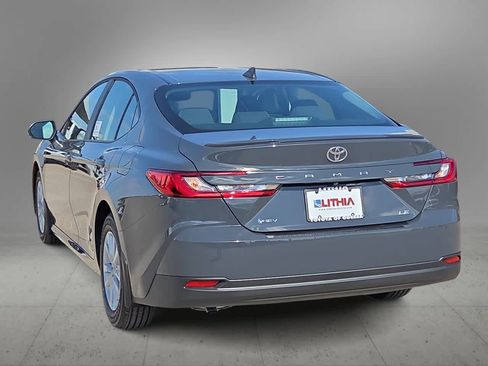 New 2026 Toyota Camry LE image 7