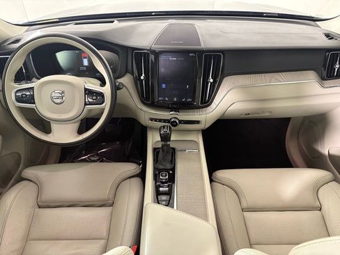 Used 2020 Volvo XC60 T5 Inscription image 32