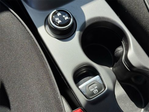 Used 2023 FIAT 500X Pop w/ Comfort Group image 33