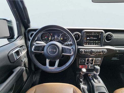 Used 2022 Jeep Wrangler Unlimited Rubicon 4xe w/ Cold Weather Group image 11