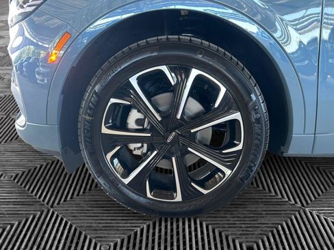 New 2026 Lincoln Nautilus Reserve AWD/4WD image 14