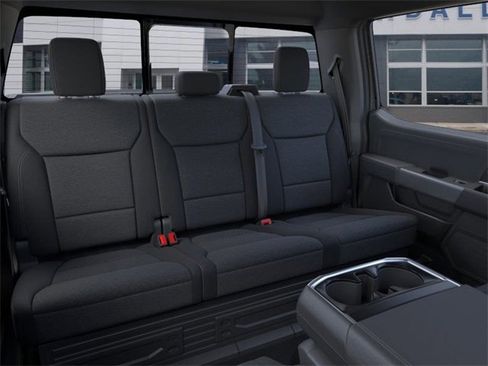 Used 2025 Ford F150 XLT w/ Equipment Group 302A MID image 11