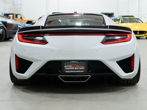 Used 2017 Acura NSX image 5
