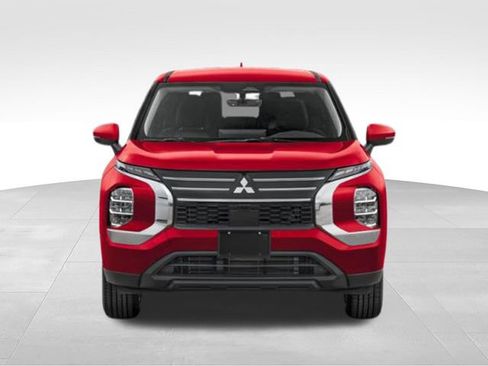Used 2025 Mitsubishi Outlander ES FWD image 38