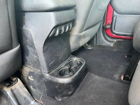 Used 2011 Jeep Wrangler Unlimited Sport AWD/4WD image 12