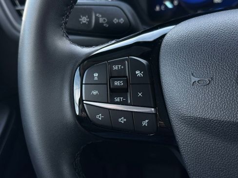 Used 2022 Ford Escape SEL w/ Technology Package image 31