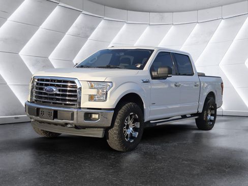 Used 2017 Ford F150 XLT w/ Equipment Group 301A Mid AWD/4WD image 6