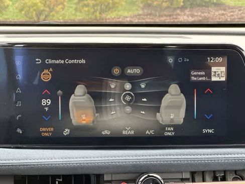 Used 2024 Nissan Ariya PLATINUM+ image 16