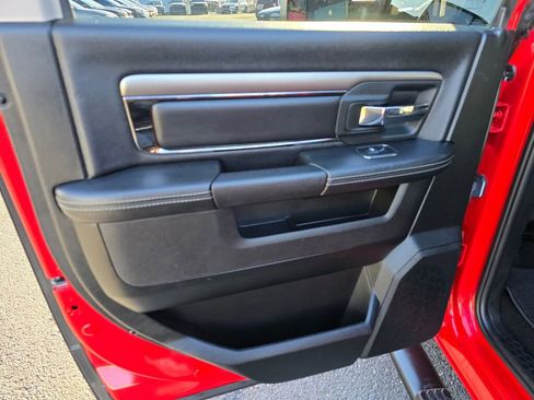 Used 2018 RAM 1500 Sport image 30