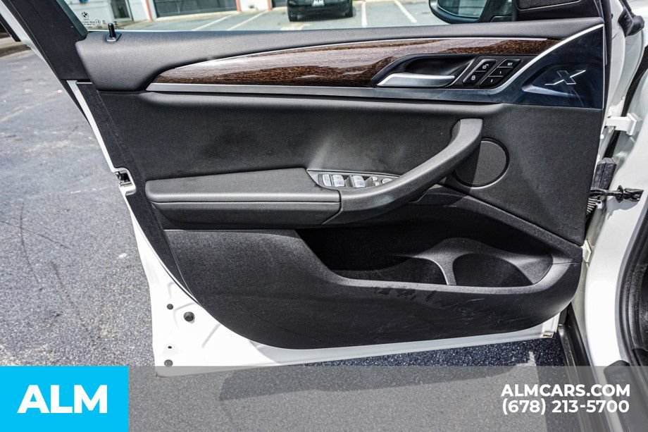 Used 2025 BMW X4 xDrive30i AWD/4WD image 45