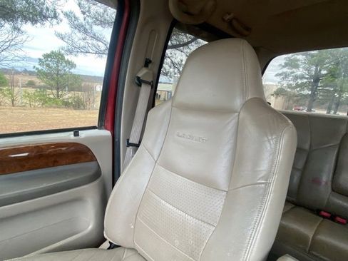 Used 2002 Ford F350 Lariat image 22