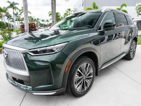 Certified 2026 INFINITI QX60 Luxe w/ Cargo Package FWD image 4