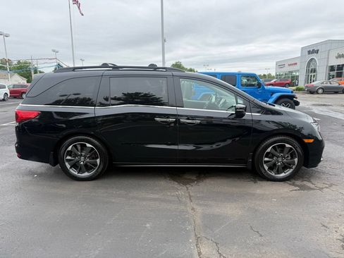 Used 2024 Honda Odyssey Elite image 8