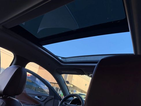 Used 2016 Chevrolet Malibu LT w/ Leather Package image 27