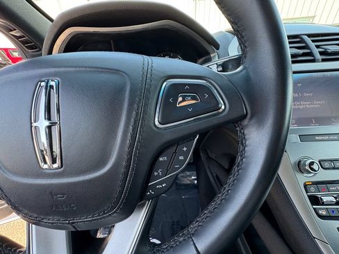 Used 2019 Lincoln MKZ Premiere AWD/4WD image 23
