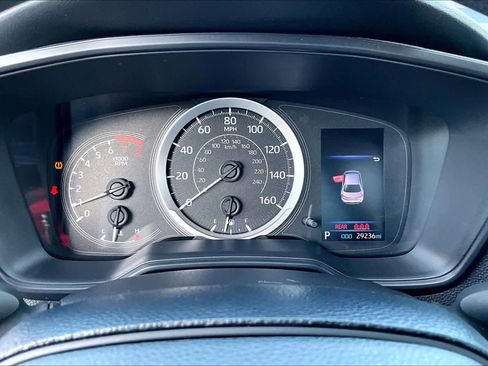 Used 2021 Toyota Corolla LE image 24