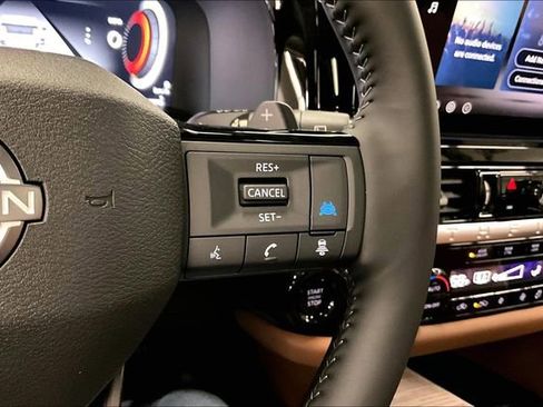 New 2026 Nissan Pathfinder Platinum image 25