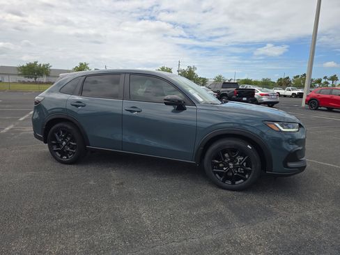 Certified 2024 Honda HR-V Sport image 2