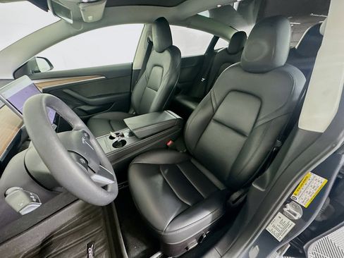 Used 2023 Tesla Model 3 Standard Range RWD image 13