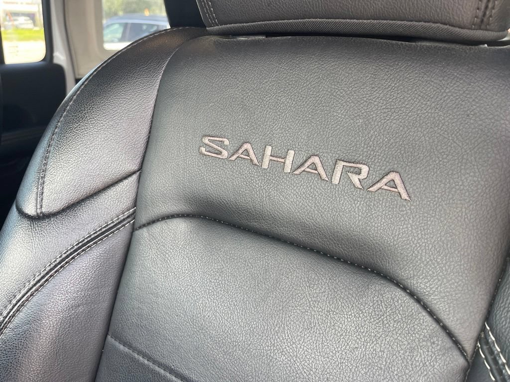 Used 2021 Jeep Wrangler Unlimited Sahara AWD/4WD image 17